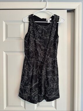 Calvin Klein Black Sleeveless Floral-Outline Tie-Waist romper